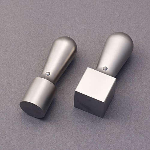 法人印鑑セット-シルバーチタン代表者印-角印2本LLセット(丸天丸21mm-角天丸24mm)／商品画像1